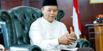 Wakil Ketua MPR RI Hidayat Nur Wahid (HNW)