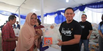 Rayakan HUT ke 27 Bank Mandiri gelar program Pasar Murah di Surabaya (dok Suaranusantara.com)