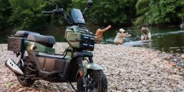 Honda Square X125, Skuter Crossover Bergaya Modern dan Fungsional