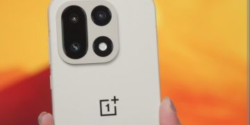 OnePlus 15 Hadir dengan Desain Baru dan Performa Super Cepat