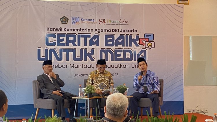 Kepala Kanwil Kemenag DKI Jakarta, Adib, dalam kegiatan diskusi bertajuk Cerita Baik Untuk Media (Dok: Mayzka)