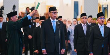 Presiden Prabowo melantik resmi 10 Dubes LBBP serta 1 Wakil Duta Besar RI untuk negara sahabat (Dok Instagram Sekretariat Kabinet)