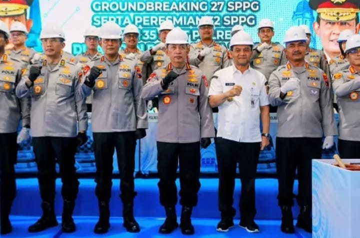 Kapolri resmikan 32 SPPG dan groundbreaking 27 SPPG dukung program MBG, Jumat 17 Oktober 2025 (instagram @polsekmirit)