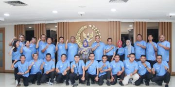 Siti Fauziah lepas kontingen KORPRI MPR RI untuk ikut PORNAS XVII