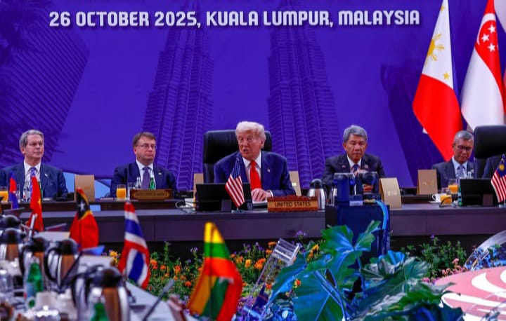Presiden AS Donald Trump saat pidato di KTT ke 47 ASEAN, beri pujian kepada Presiden RI Prabowo Subianto, Minggu 26 Oktober 2025 (instagram @sekretariat.kabinet)