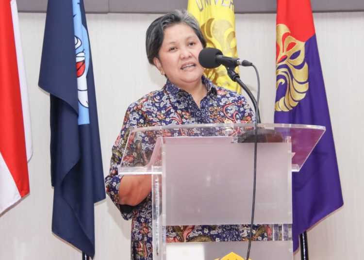 Lestari Moerdijat di acara Sosialisasi Empat Pilar Kebangsaan MPR RI di depan Dewan Perwakilan Mahasiswa Universitas Indonesia