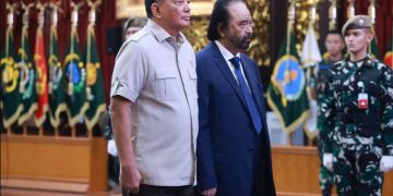 Menhan Sjafrie Sjamsoeddin saat terima kunjungan Surya Paloh, Rabu 15 Oktober 2025