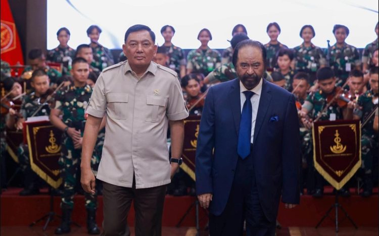 Menhan Sjafrie Sjamsoeddin saat terima kunjungan Surya Paloh, Rabu 15 Oktober 2025