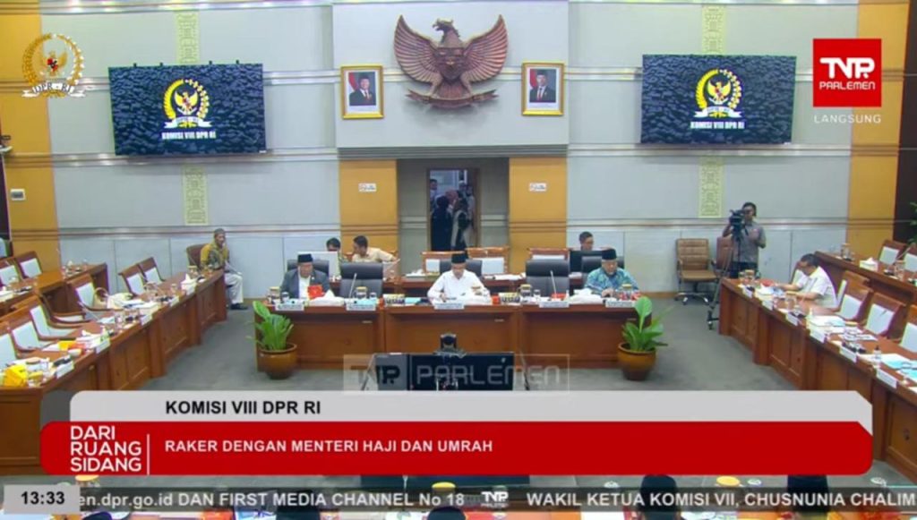 Komisi VIII DPR RI bersama Kementrian Haji dan Umrah rapat bahas biaya haji 2026 (Dok YouTube DPR RI)