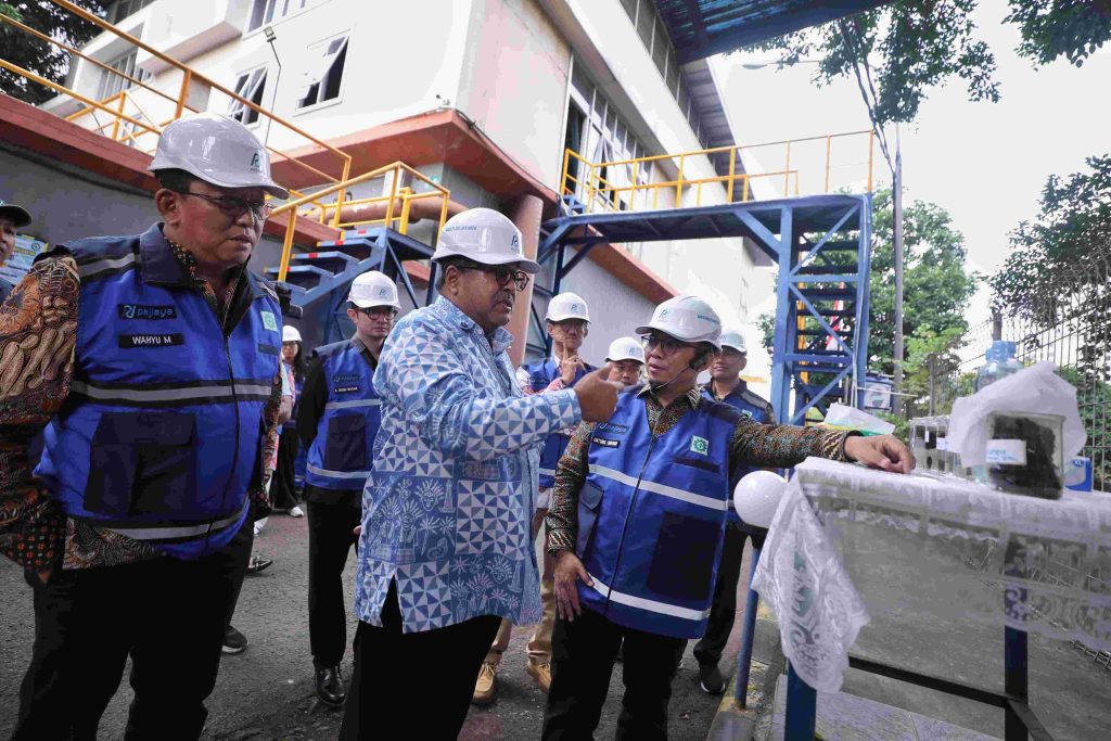Wakil Gubernur (Wagub) DKI Jakarta, Rano Karno, meninjau Instalasi Pengolahan Air Limbah (IPAL) Setiabudi (Dok: Diskominfotik)