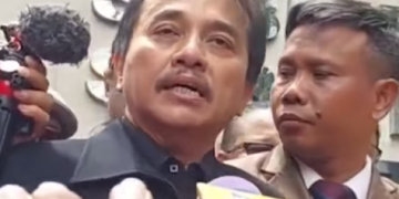 Roy Suryo saat datangi PMJ