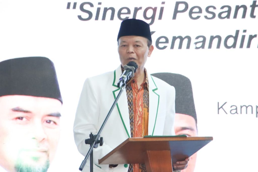 HNW Dorong Pesantren Kawal Konstitusi dan Berkontribusi Terdepan Jemput Indonesia Emas 2045