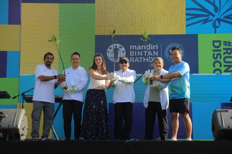 Bank Mandiri Dorong Aksi Hijau di Bintan Marathon 2025