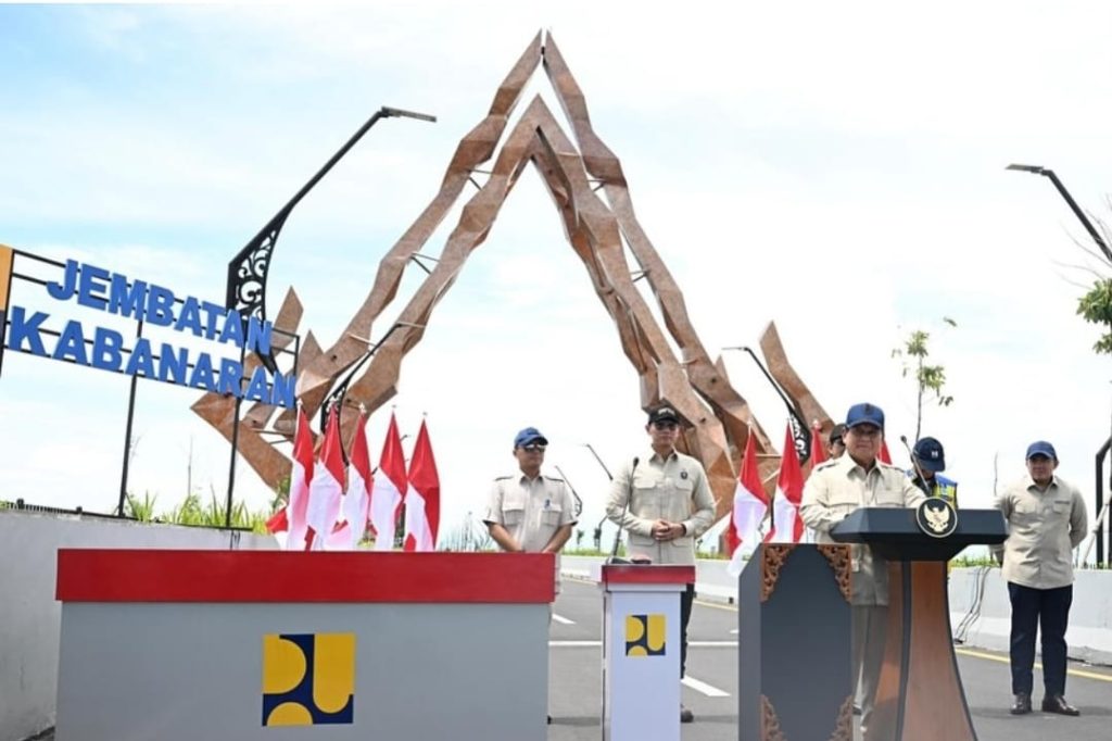 Presiden Prabowo Subianto resmikan Jembatan Kabanaran di Kabupaten Bantul, Provinsi Daerah Istimewa Yogyakarta (Dok Instagram Sekretariat Kebinet