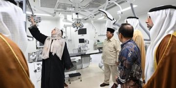 Momen Presiden Prabowo Subianto melihat teknologi canggih RS Kardiologi Emirates–Indonesia (Dok Instagram Sekretariat Kabinet)
