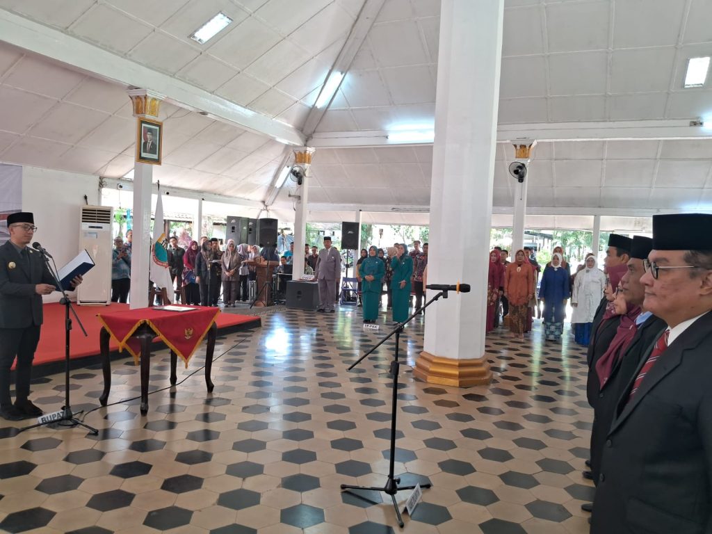 Bupati Lebak lantik 22 pejabat Eselon II.(Def/SuaraNusantara)