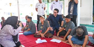 Marinus Gea saat kunjungan di Lapas kelas IIB Kota Pariaman