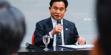 Yusril Ihza Mahendra konfirmasi Jumat sore 7 November 2025 Presiden RI Prabowo Subianto bakal lantik tim Reformasi Polri (instagram @yusrilihzamhd)