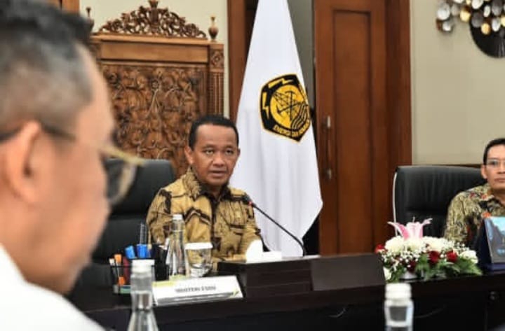 Menteri ESDM Bahlil Lahadalia saat bicara soa polemik bandara IMIP Morowali (instagram @bahlillahadalia)