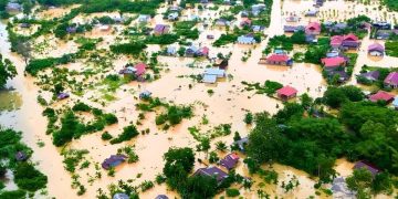 Banjir rendam tiga provinsi di Indonesia, Sumatera Utara, Sumatera Barat dan Aceh. DPR RI soroti anomali bencana (instagram @masjidnurulashri)
