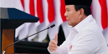 Presiden RI Prabowo Subianto saat pimpin sidang kabinet paripurna, Senin 15 Desember 2025 bahas soal pejabat hobi foto di tengah banjir Sumatera (Instagram @prabowogibran)