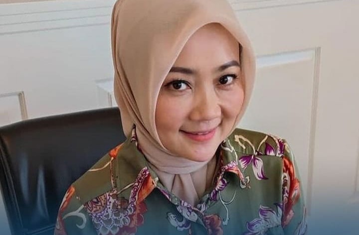 Atalia Prataya dan Ridwan Kamil tak hadiri di sidang perdana gugatan cerai, Rabu 17 Desember 2025 (Instagram @beritakbb_com)