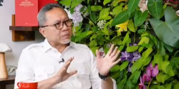 Dituding jadi penyebab banjir Sumatera-Aceh, Menko Bidang Pangan Zulkifli Hasan atau Zulhas angkat bicara (YouTube @CurhatBang)