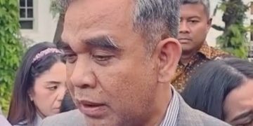 Ahmad Muzani saat bicara soal misteri ribuan kayu gelondongan banjir Sumatera-Aceh (Instagram @ebook.everywhere)