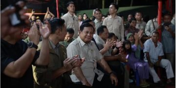 Presiden RI Prabowo Subianto malam Tahun Baru 2026 lakukan kunjungan ke Tapanuli Selatan, Sumatera Utara (Instagram @prabowo)