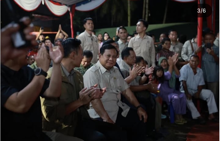 Presiden RI Prabowo Subianto malam Tahun Baru 2026 lakukan kunjungan ke Tapanuli Selatan, Sumatera Utara (Instagram @prabowo)