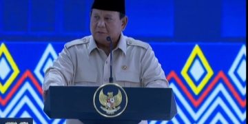 Presiden RI Prabowo Subianto tiba di Banjarbaru, Kalimantan Selatan akan resmikan 166 Sekolah Rakyat (YouTube @sekretariat presiden)