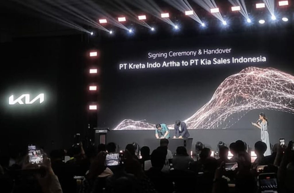 Kia awali perjalanan babak baru di tanah air dan perkenalkan wajah baru Kia Carens, di Fairmont Hotel Jakarta pada Rabu 14 Januari 2026 (suaranusantara.com)