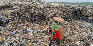 Tumpukan sampah di TPSA Dengung, Lebak.(Def/SuaraNusantara)