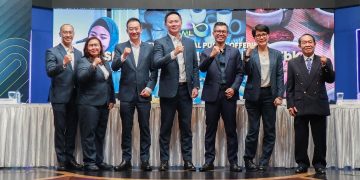 Manajemen SMLE ketika menggelar paparan kinerja. Foto: Istinewa.