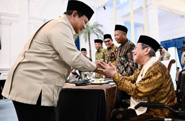Presiden Prabowo Subianto berdialog dengan para tokoh, akademisi, dan praktisi hubungan internasional di Istana Merdeka, Rabu (4/2/2026) (Dok Instagram Sekretriat Kabinet)