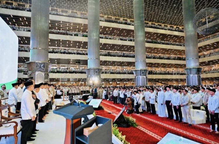 Presiden Prabowo Subianto dalam taklimat pada acara Bersatu dalam Munajat untuk Keselamatan Bangsa serta Pengukuhan dan Ta’aruf Pengurus MUI Masa Khidmat 2025–2030 yang digelar di Masjid Istiqlal, Jakarta, Sabtu (7/2/2026) (Dok Sektretariat Kabinet)