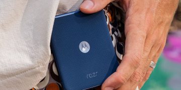 Motorola Razr 70