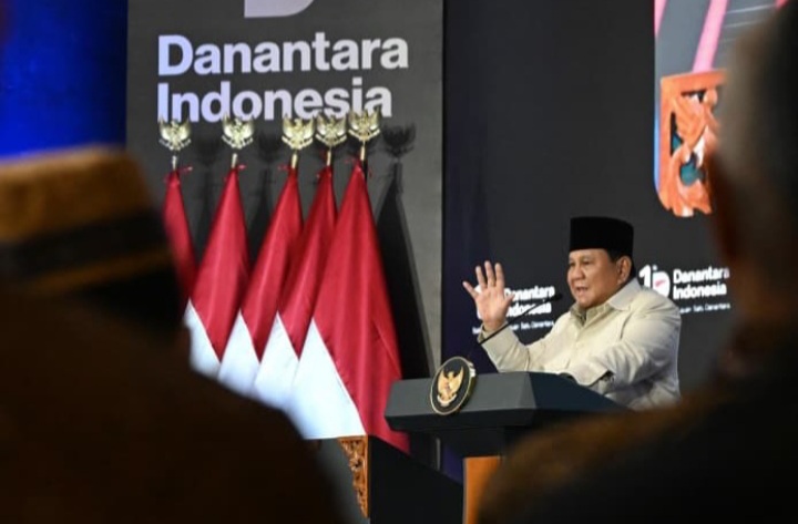 Presiden RI Prabowo Subianto saat pidato di acara HUT Ke-1 Badan Pengelola Investasi Danantara di Wisma Danantara, Jakarta, Rabu 11 Maret 2026 (Instagram @kemensetneg.ri)