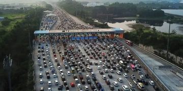 Ilustrasi mudik Lebaran 2026 menggunakan kendaraan pribadi mobil (Instagram @explorepurbalingga)