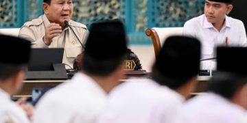 Presiden RI Prabowo Subianto berencana akan memotong gaji anggota parlemen dan menteri kabinet (Instagram @kemensetneg.ri)