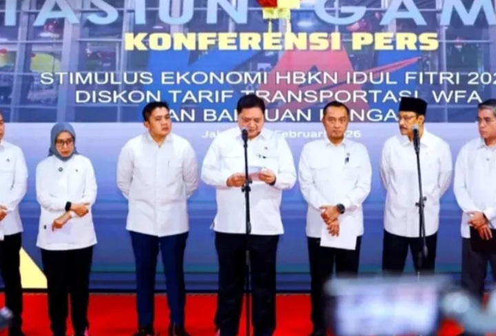 Menko Perekonomian Airlangga Hartarto bicara soal kebijakan WFH bagi ASN dan swasta (Instagram @sagoetv)