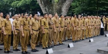 Ilustrasi ASN WFH demi hemat energi khususnya BBM (Instagram @infobandungkota)