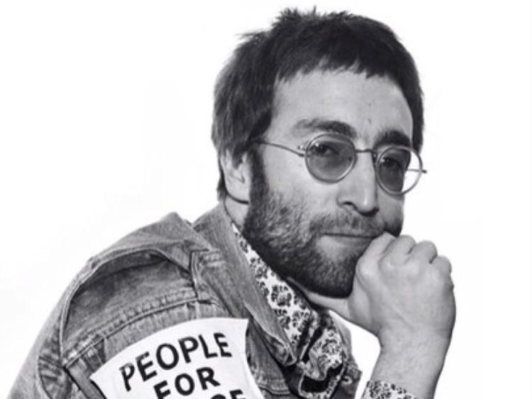 Lagu Stand By Me oleh Jhon Lennon