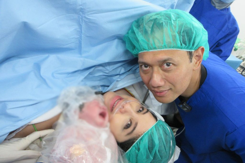 Istri AHY saat melahirkan anak ke 2 (Dok Ist)