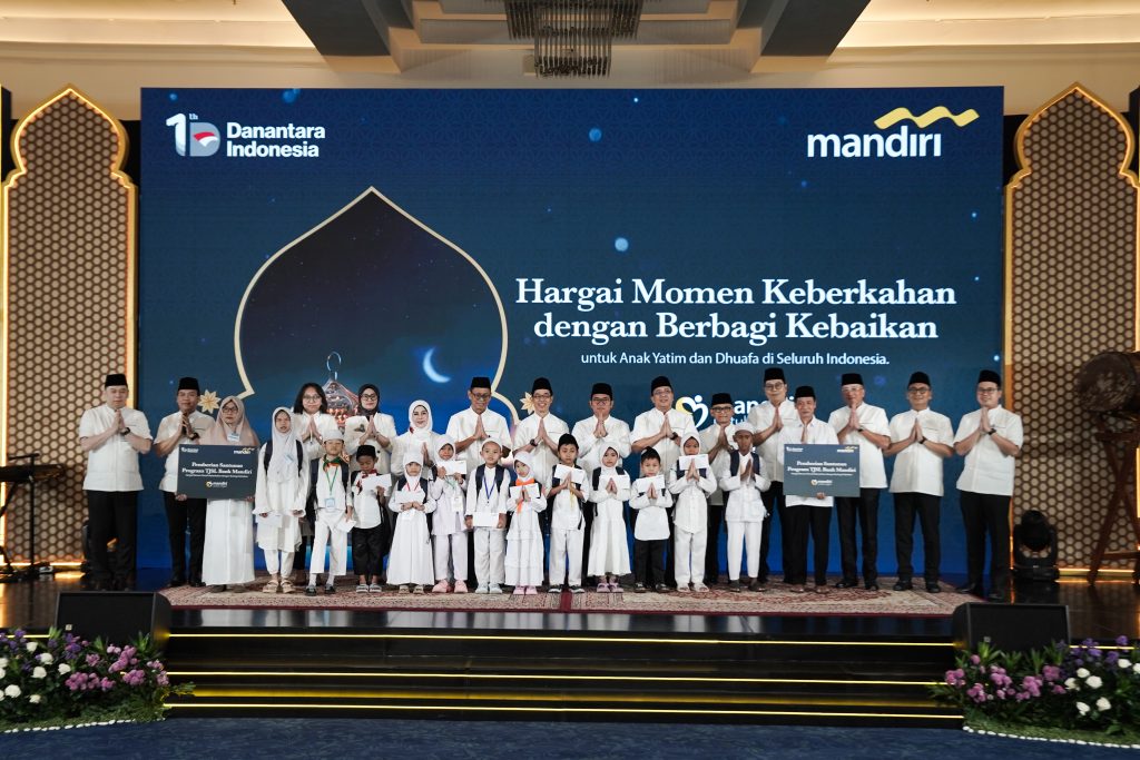Bank Mandiri Salurkan Program Sosial bagi Lebih dari 114.000 Penerima Manfaat