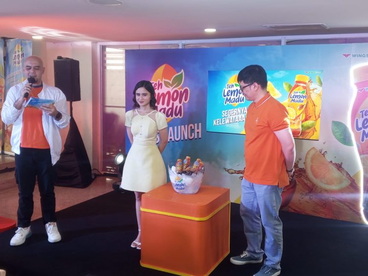 WINGS Food resmi meluncurkan minuman baru Teh Lemon Madu di Senayan, Jakarta (suaranusantara.com)