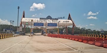 Gerbang Tol Cikulur di Tol Serang-Panimbang Seksi 2.(Def/SuaraNusantara)