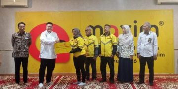 Maxim menyalurkan semboyan Bonus Hari Raya kepada lebih dari 50 ribu mitra pengemudi di kantor Maxim, Jakarta Selatan pada Selasa, 10 Maret 2026 (suaranusantara.com)