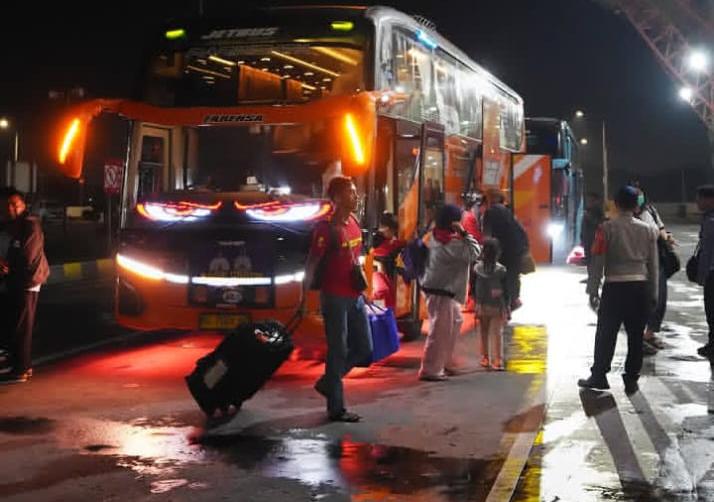 Pantaun arus balik mudik di terminal terpadu pulo gebang (Dok: ig: terminalterpadupulogebang)