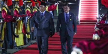 Presiden RI Prabowo Subianto saat tiba di Korea Selatan lanjutkan perjalanan diplomasi usai dari Jepang (Instagram @presidenrepublikindonesia)